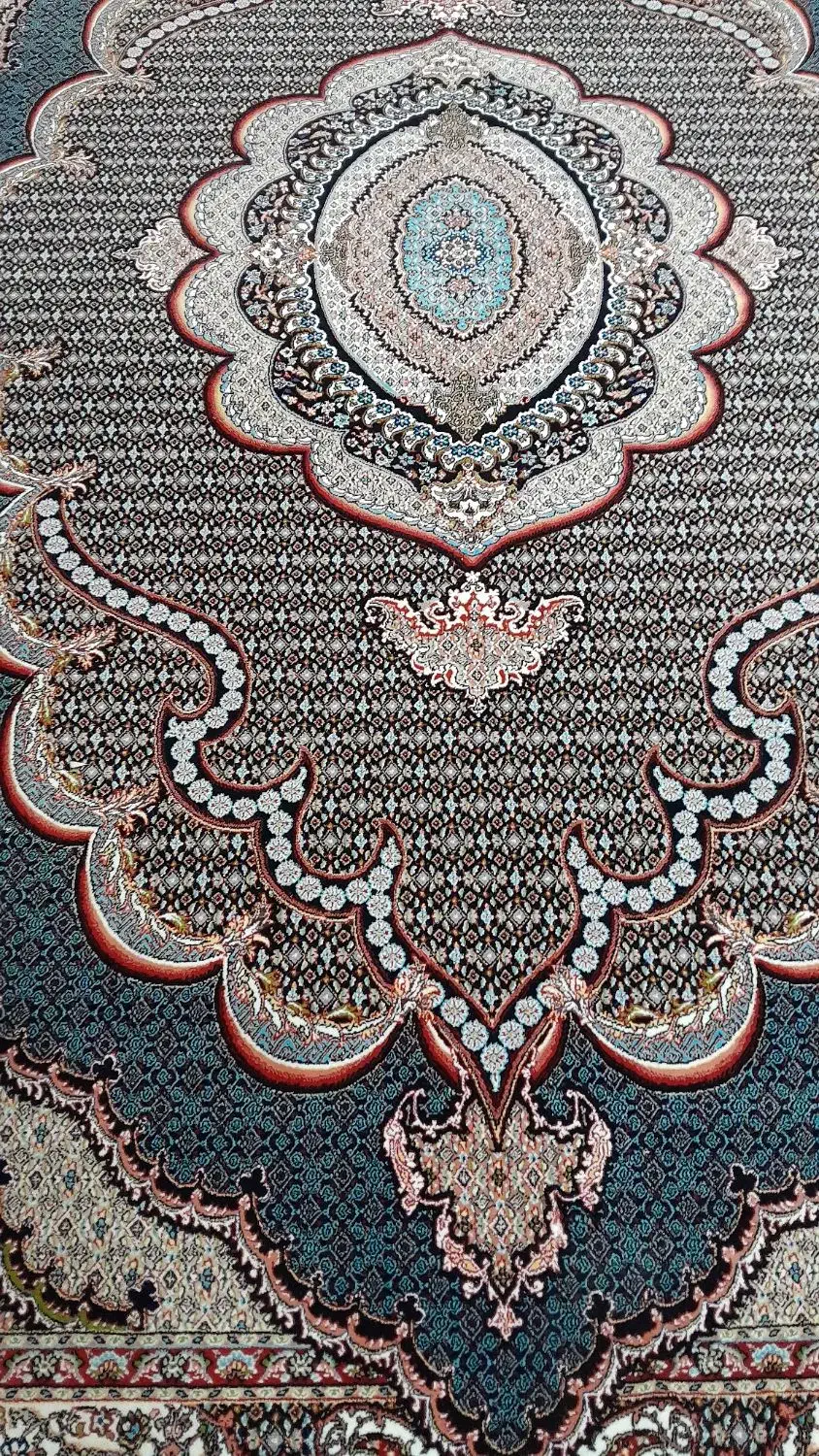 فرش سرمه ای ماهی|فرش|ارومیه, |دیوار