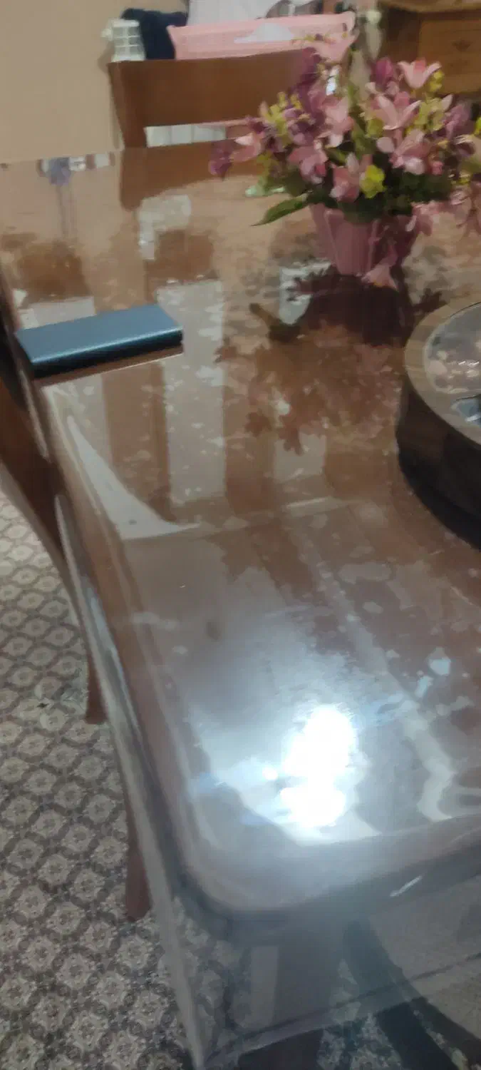 یک دست میز غذا خوری نو نو بدون استفاده|میز و صندلی غذاخوری|خرمآباد, |دیوار