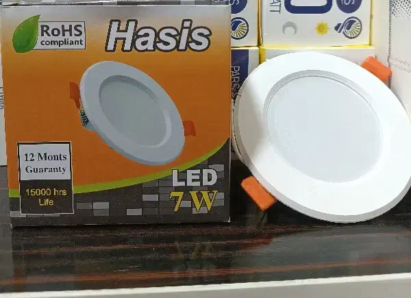 لامپ های ایرانی فوق کم مصرف با یکسال ضمانت|لامپ و چراغ|اهواز, کیانشهر|دیوار