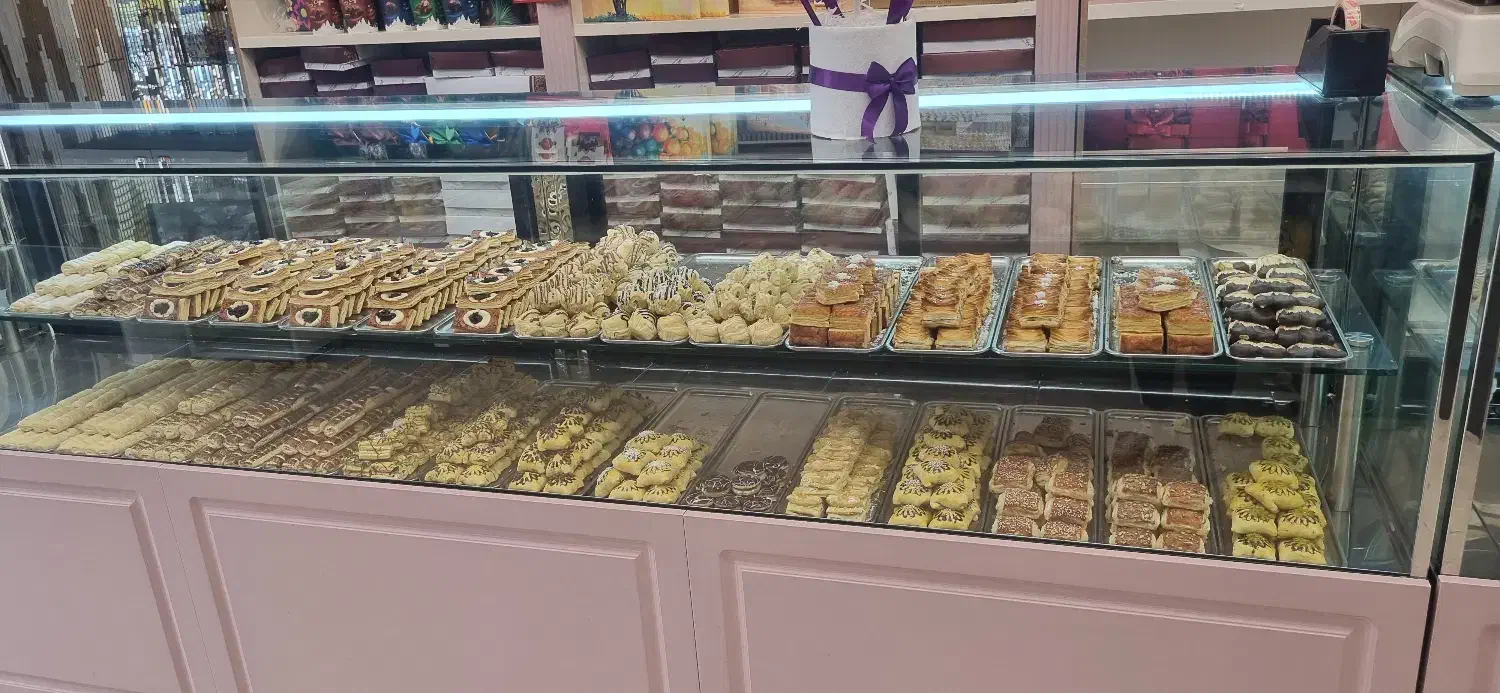 فروشنده قنادی اقا. حرفه ای با اخلاق|استخدام خدمات فروشگاه و رستوران|کرج, عظیمیه|دیوار