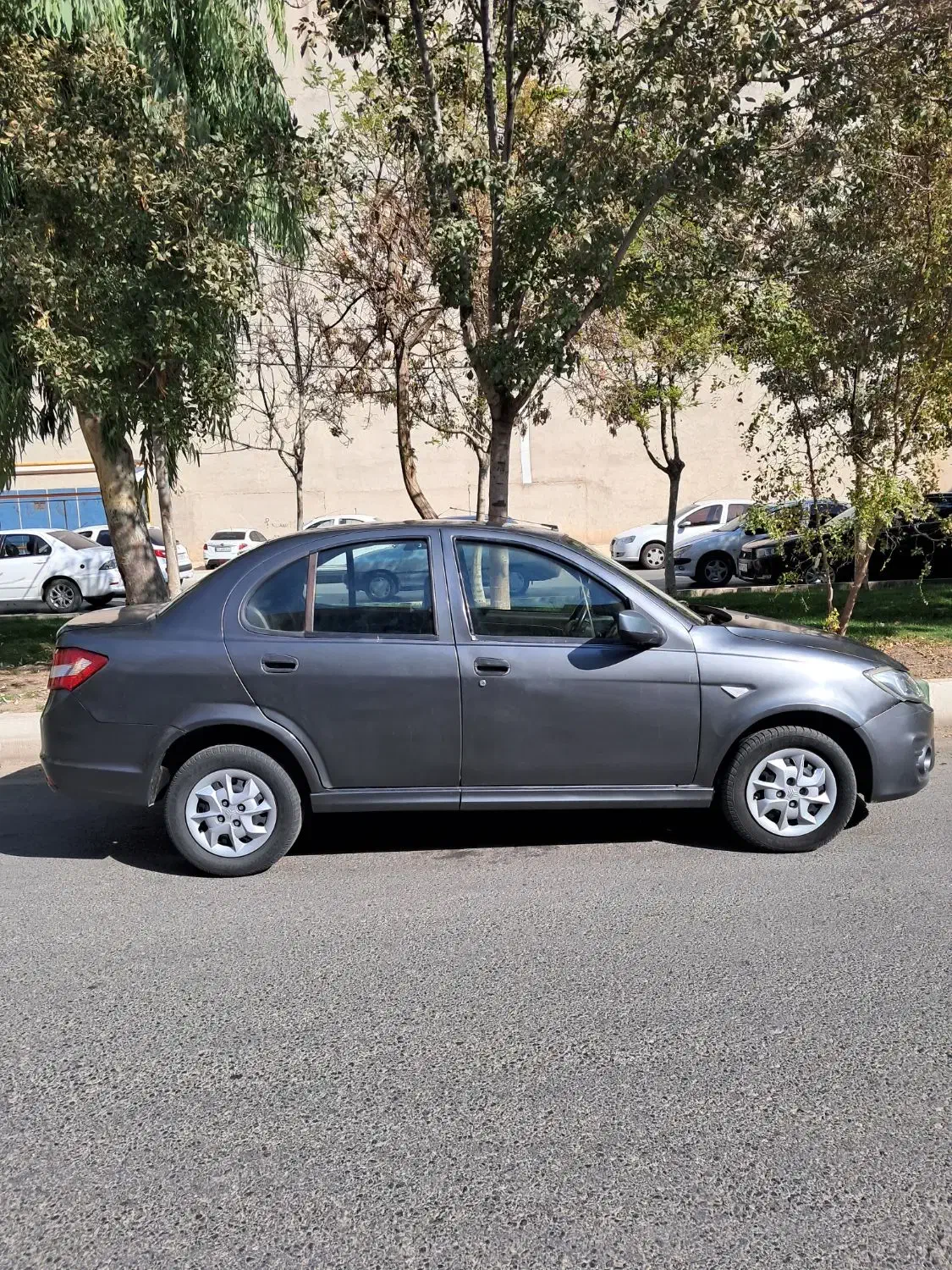 ماشین خودرو وسیله نقلیه ساینا مدل ۹۵ saina|خودرو سواری و وانت|قم, عمار یاسر|دیوار