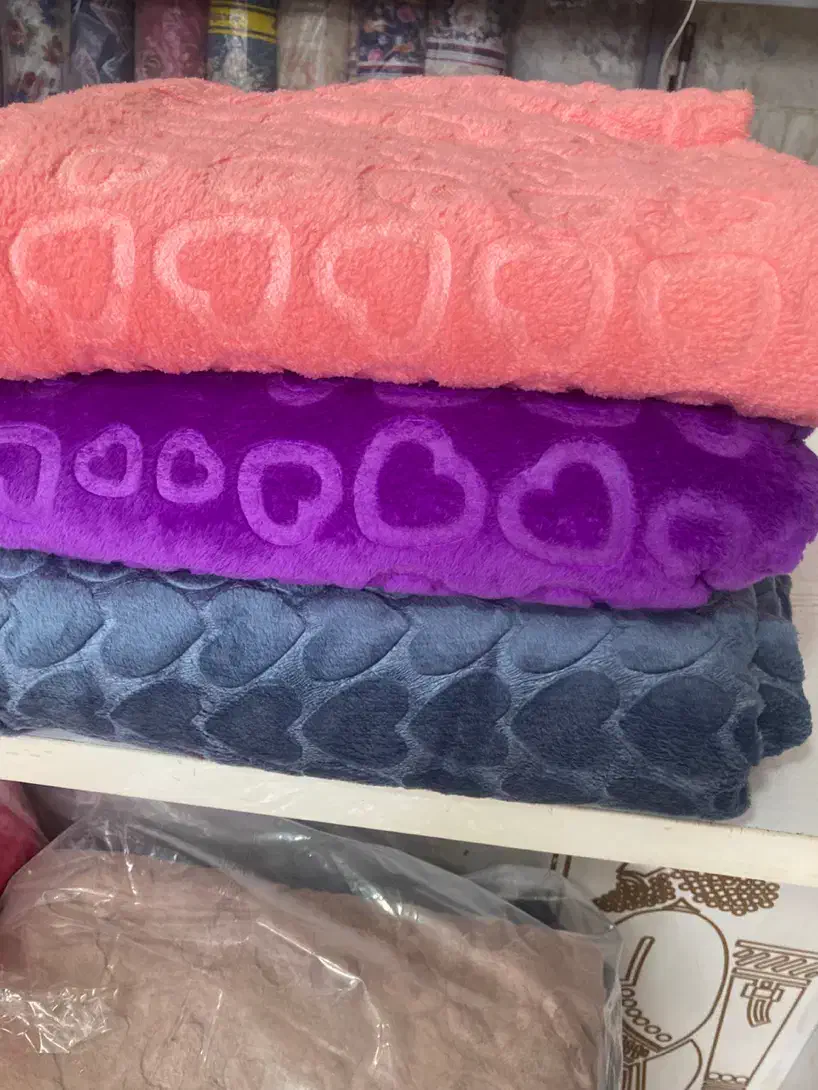 پتو یک نفره|رختخواب، بالش، پتو|قدس, شهرقدس|دیوار