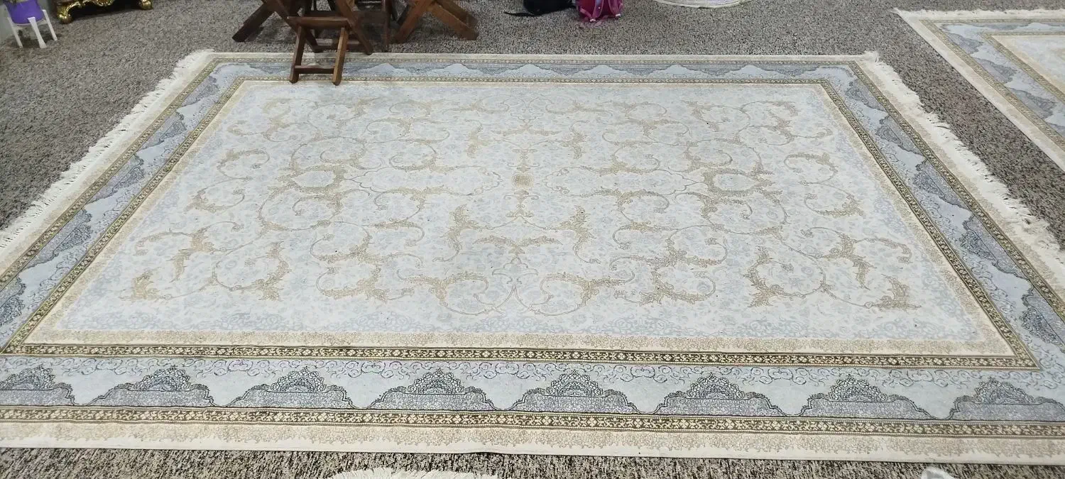 قالی ابریشم رنگ طلایی|فرش|رامهرمز, |دیوار