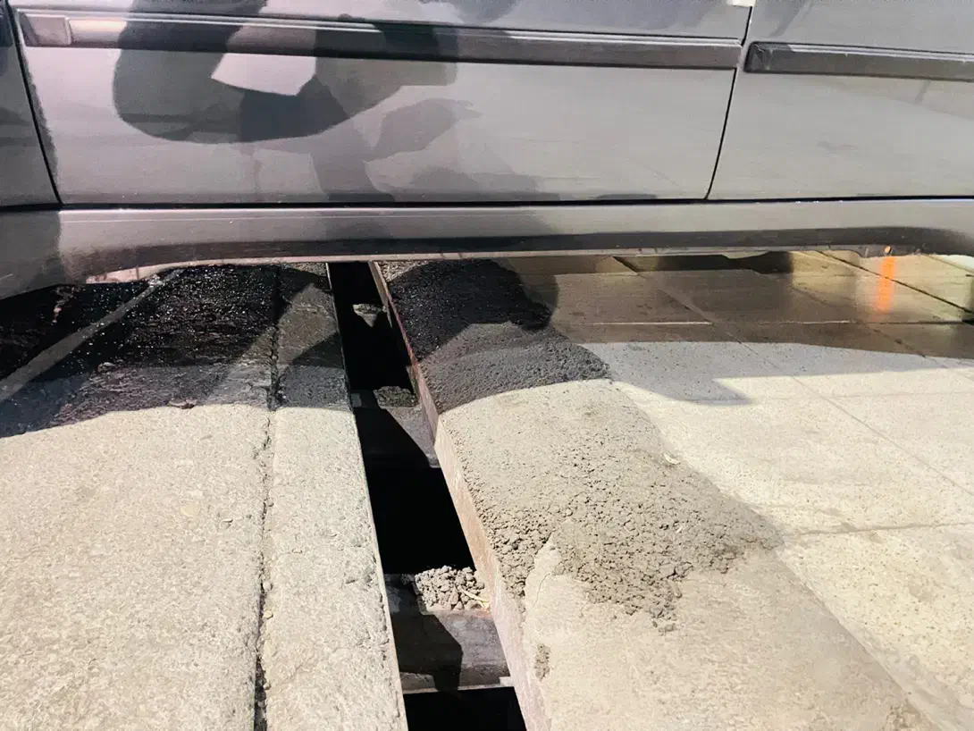 پژو ۴۰۵ خشک|خودرو سواری و وانت|بندرعباس, |دیوار