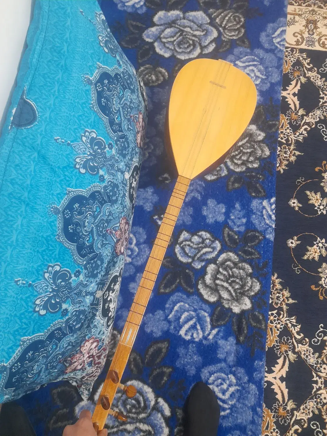 ساز|سازهای سنتی|خوی, |دیوار