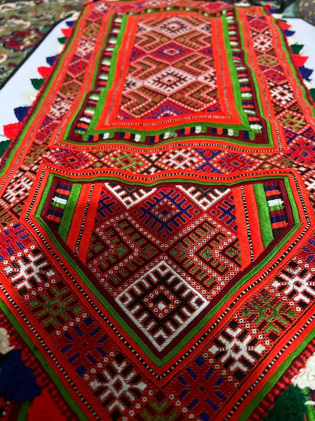 زیح آستین در حد نو|لباس|زاهدان, |دیوار