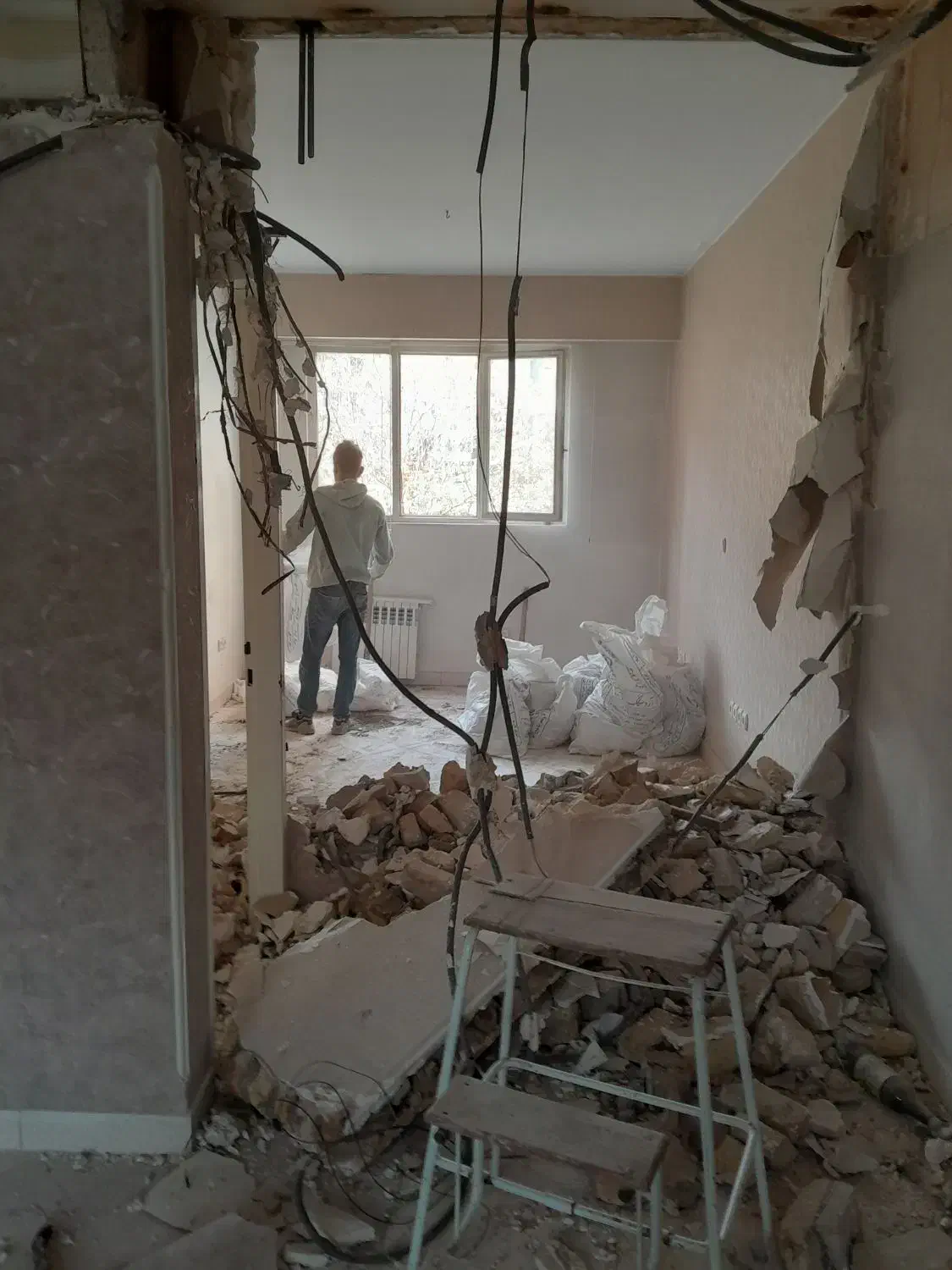 تخریب کلی وداخلی ساختمان .|خدمات پیشه و مهارت|تهران, سید خندان (جلفا)|دیوار