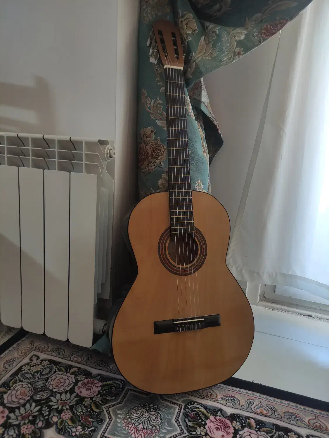 فروش گیتار|گیتار، بیس، امپلیفایر|ایلام, |دیوار