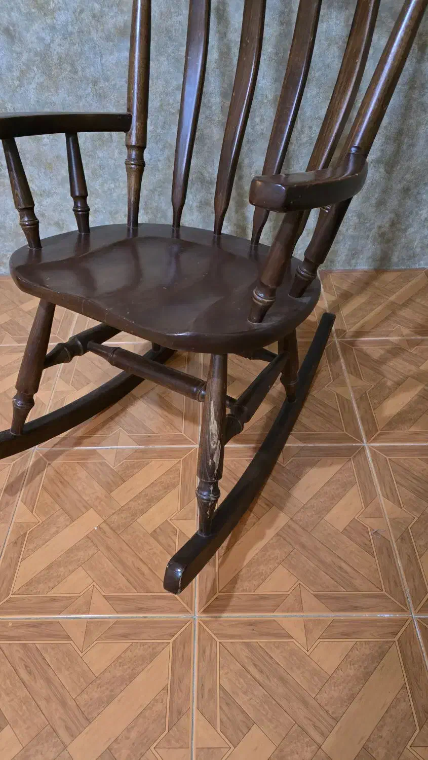 صندلی راکی|صندلی و نیمکت|کرج, ساسانی (قلمستان)|دیوار