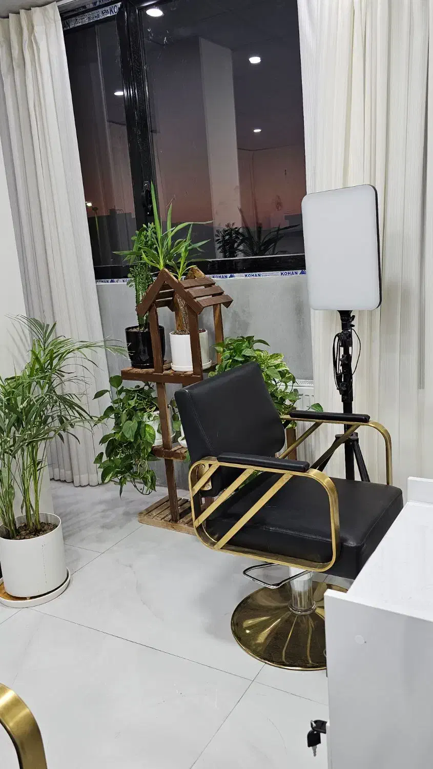 استخدام همکار|استخدام درمانی، زیبایی، بهداشتی|شاهین‌شهر, فردوسی|دیوار