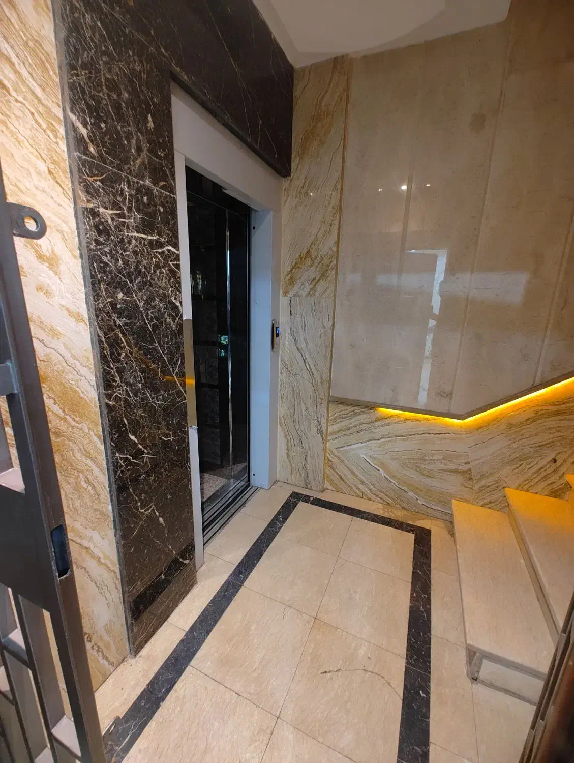 ۱۱۰متر/۲خ/فول امکانات ۵ساله شیک/تکواحدی