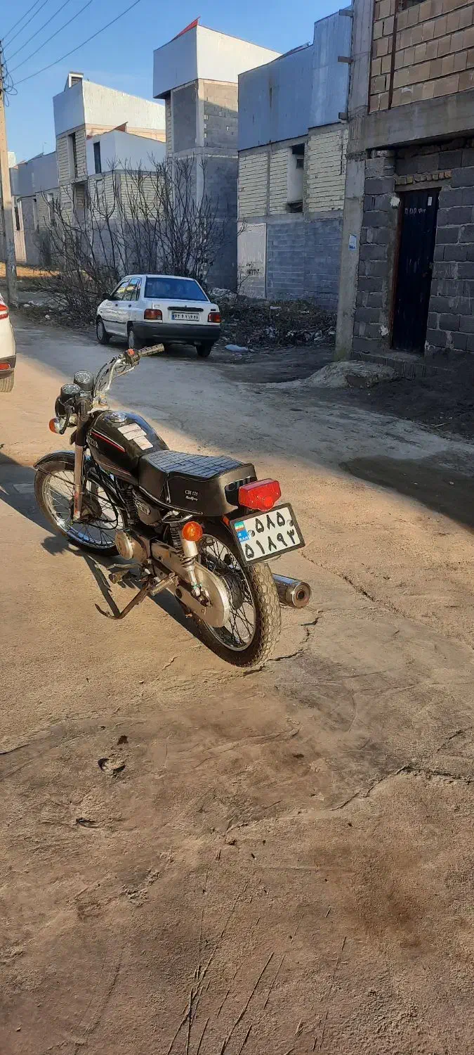 هندا ۱۲۵  مدل ۸۹|موتورسیکلت|رشت, معلولین|دیوار