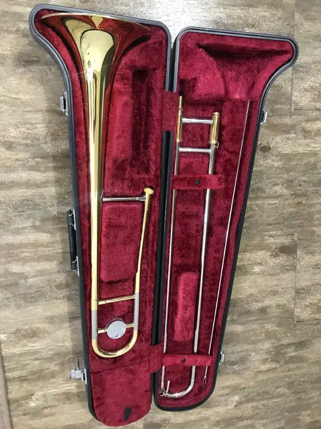 ساز بادی|سازهای بادی|اصفهان, فردوان|دیوار