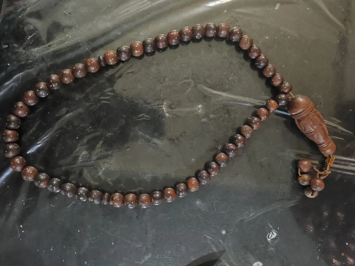 تسبیح|کلکسیون اشیاء عتیقه|طرقبه, |دیوار