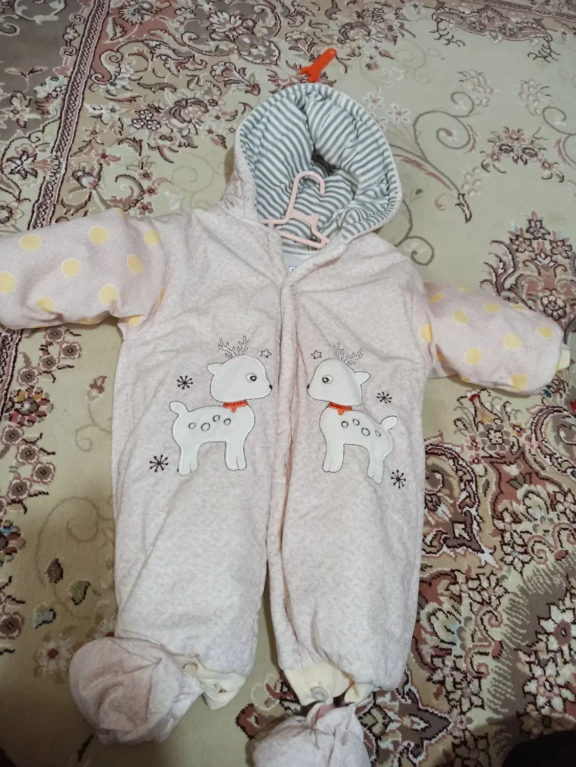 سرهمی نوزادی|کفش و لباس بچه|تنکابن, |دیوار