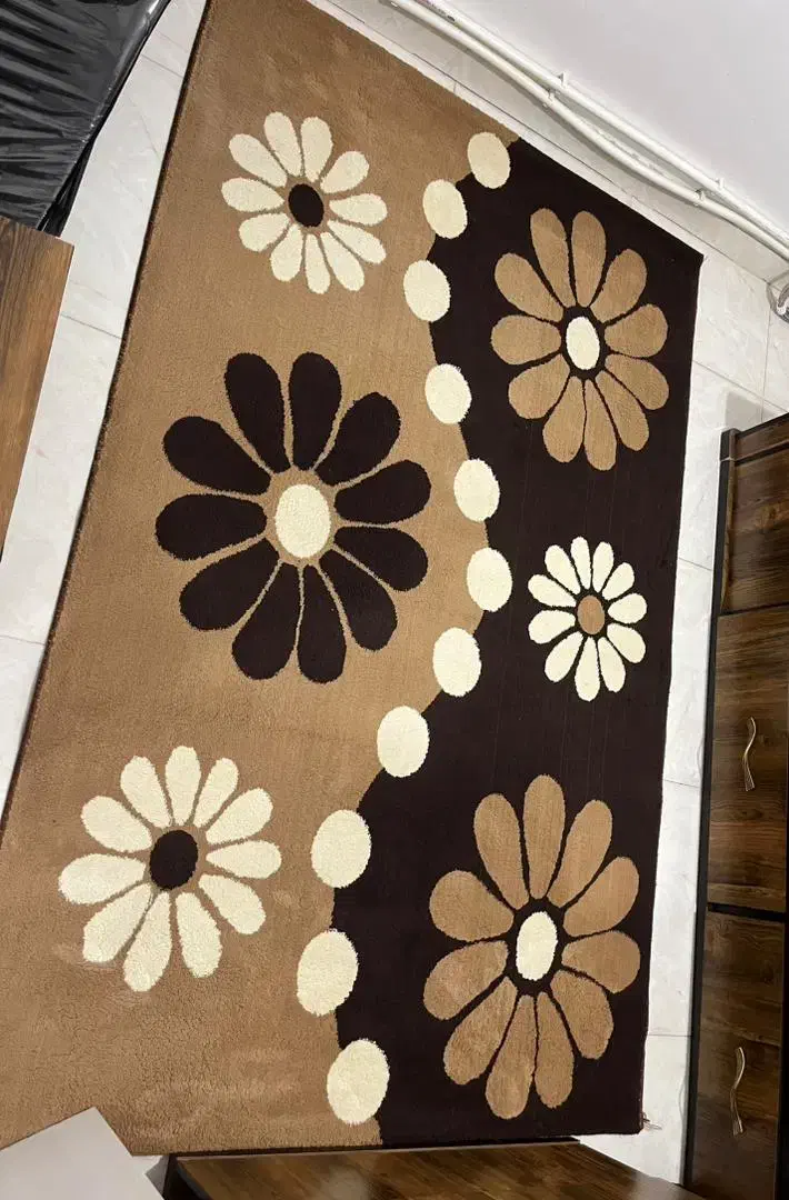 یک تخته فرش ۴متری در حد نو|فرش|لاهیجان, آهندان|دیوار