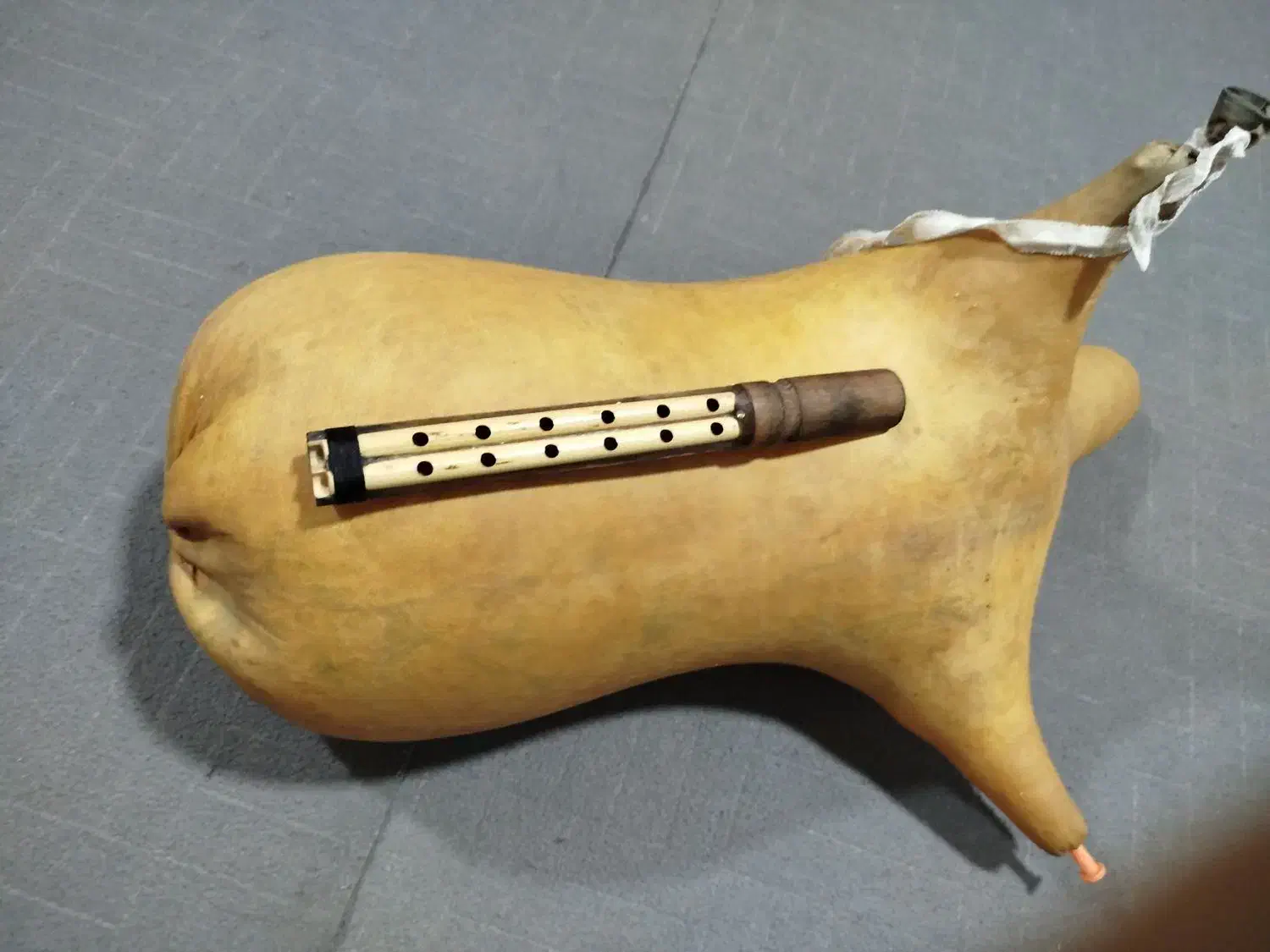 نیهنبان|سازهای بادی|امیدیه, |دیوار