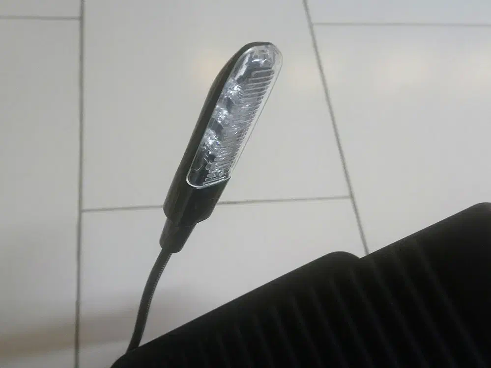 میز حرفه ای لپتاپ خارجی تاشو با هاب USB و چراغ|میز تحریر و کامپیوتر|تهران, شهرک آتی شهر|دیوار