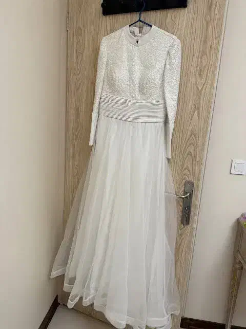 لباس عقد|لباس|خسروشاه, |دیوار