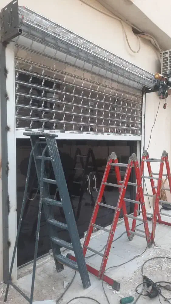 تعمیرات درب برقی کرکره،بازویی،ریلی،زیرسقفی،|خدمات پیشه و مهارت|شیراز, فرگاز|دیوار