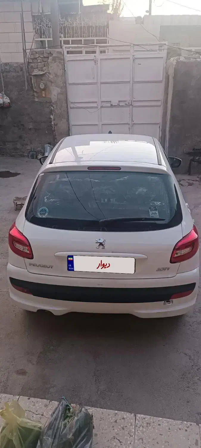 پژو۲۰۷ هیدرولیک سقف فلز|خودرو سواری و وانت|خرم‌آباد, |دیوار