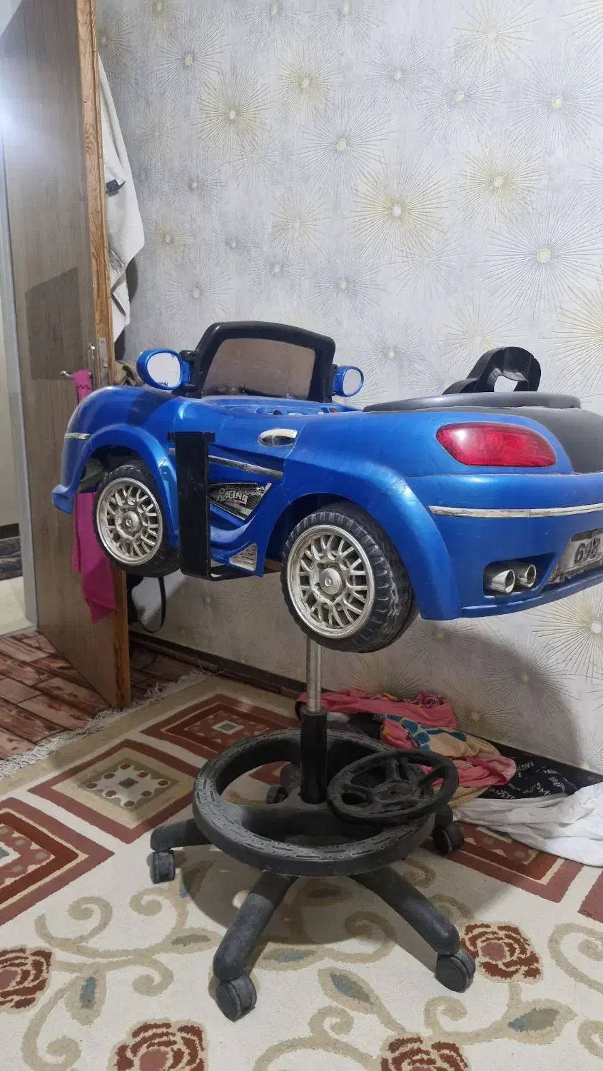 ماشین شارژی صندلی کودک آرایشگاه|اسباب‌‌بازی|مشهد, شهید فرامرز عباسی|دیوار