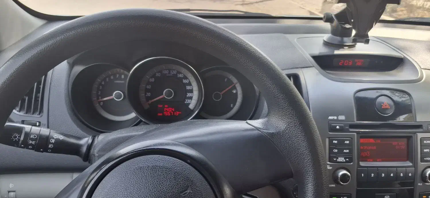 سراتو مونتاژ ۱۶۰۰ دنده ای مدل ۹۵|خودرو سواری و وانت|اصفهان, کوی امیریه|دیوار