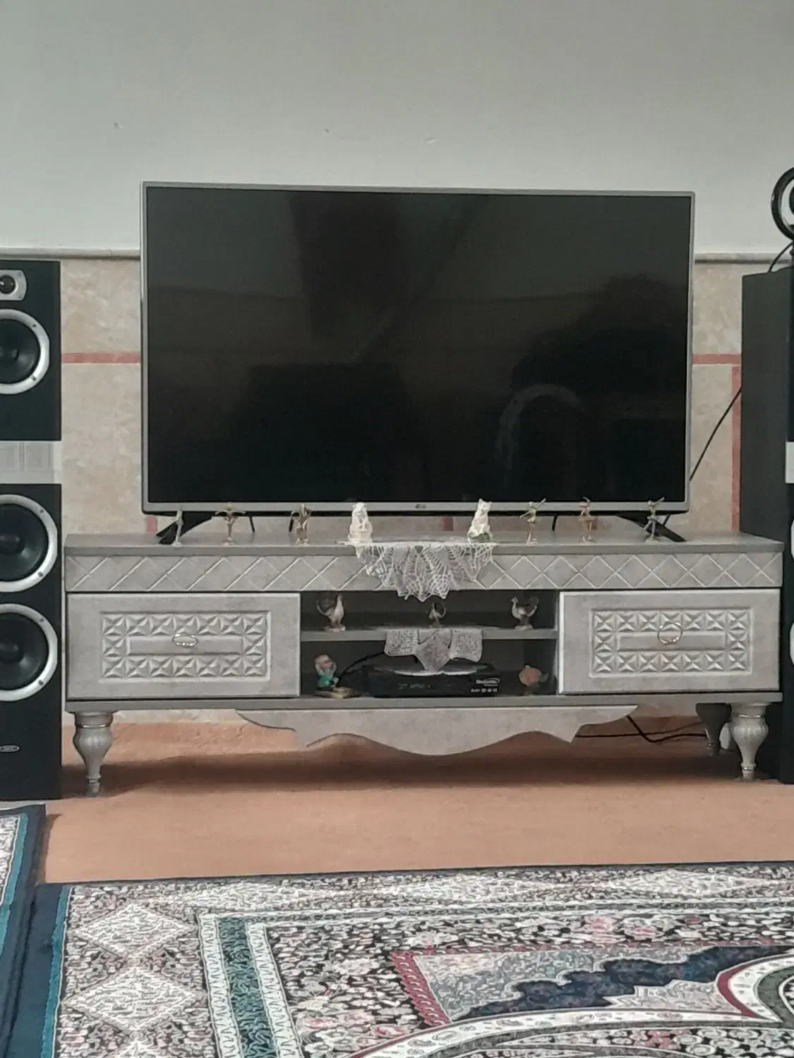 تلویزیون|تلویزیون و پروژکتور|قم, شاد قلی|دیوار