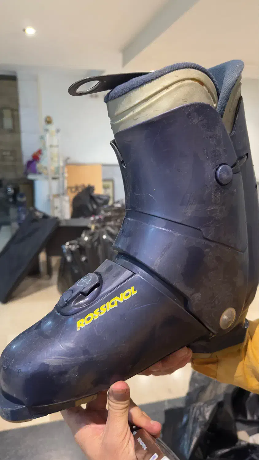 بوت اسکی|کیف، کفش، کمربند|تهران, هفده شهریور|دیوار