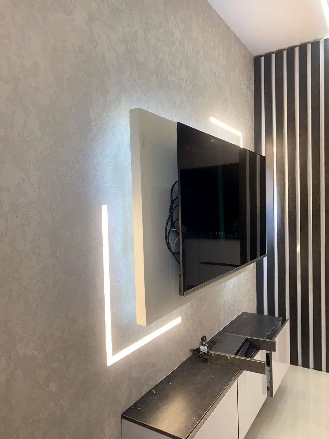 نیرو جوان کار کاغذ دیواری|استخدام معماری، عمران و ساختمانی|رشت, رودباری|دیوار