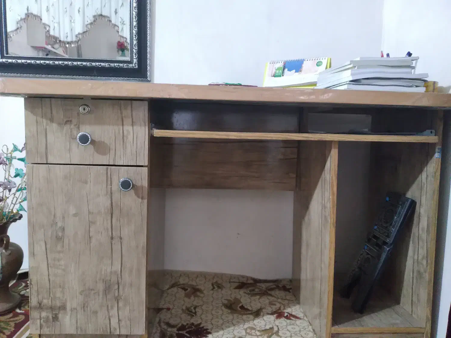 میز تحریر نو|میز تحریر و کامپیوتر|ارومیه, |دیوار