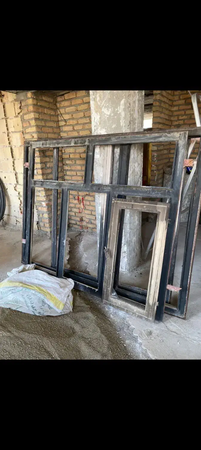 سمساری خریدار و فروشنده ضایعات اهن فلزی برنج مس و.|عمده‌فروشی|کرج, باغستان|دیوار