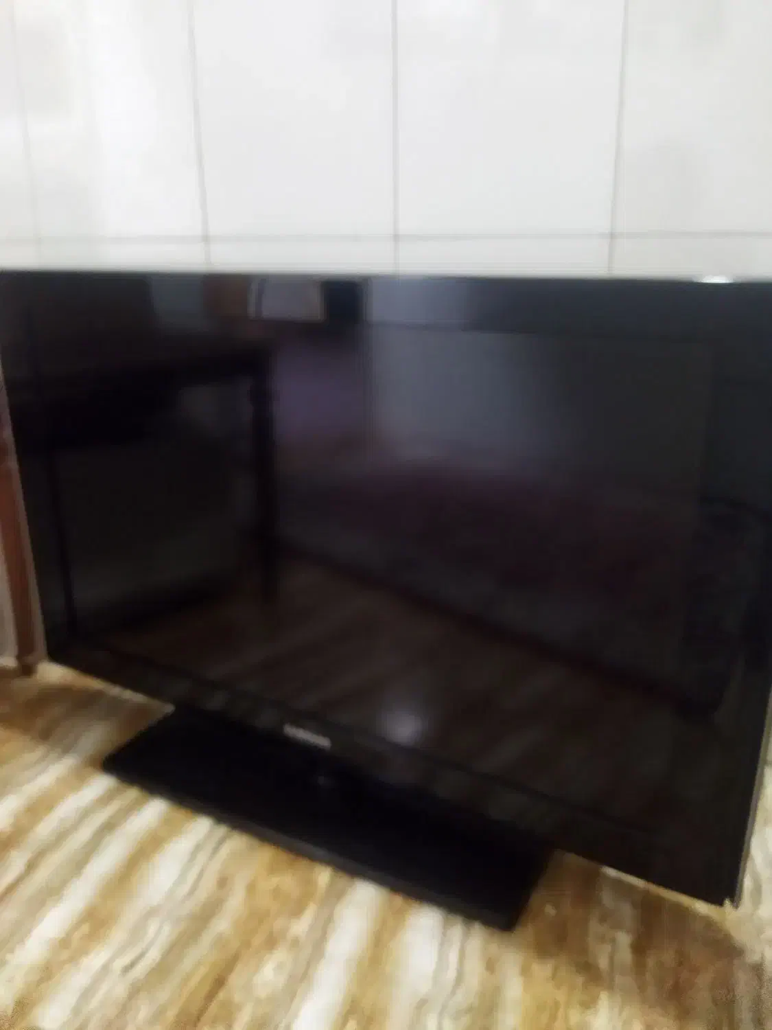 تلویزیون ال سی دی|تلویزیون و پروژکتور|تهران, شهرک ولیعصر جنوبی|دیوار