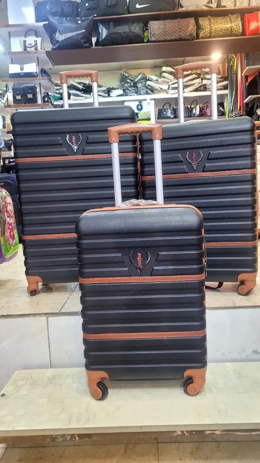 چمدان انتلر|کیف، کفش، کمربند|زنجان, |دیوار