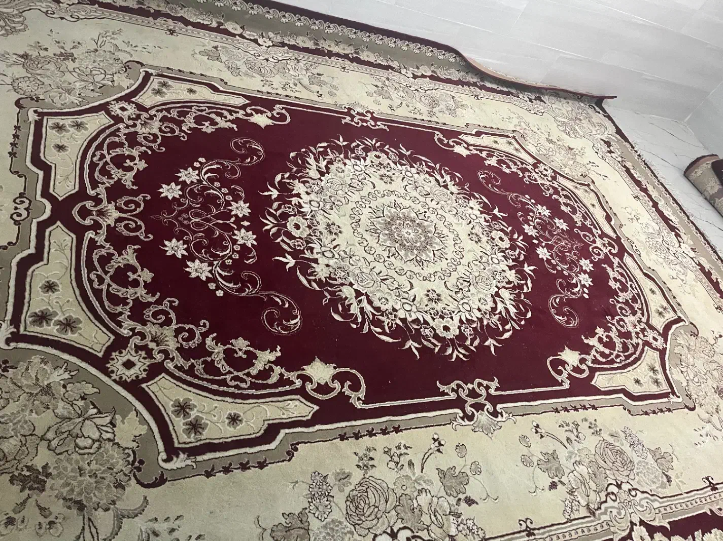 فرش طرح زرشکی ۱۲متری|فرش|حمیدیا, |دیوار