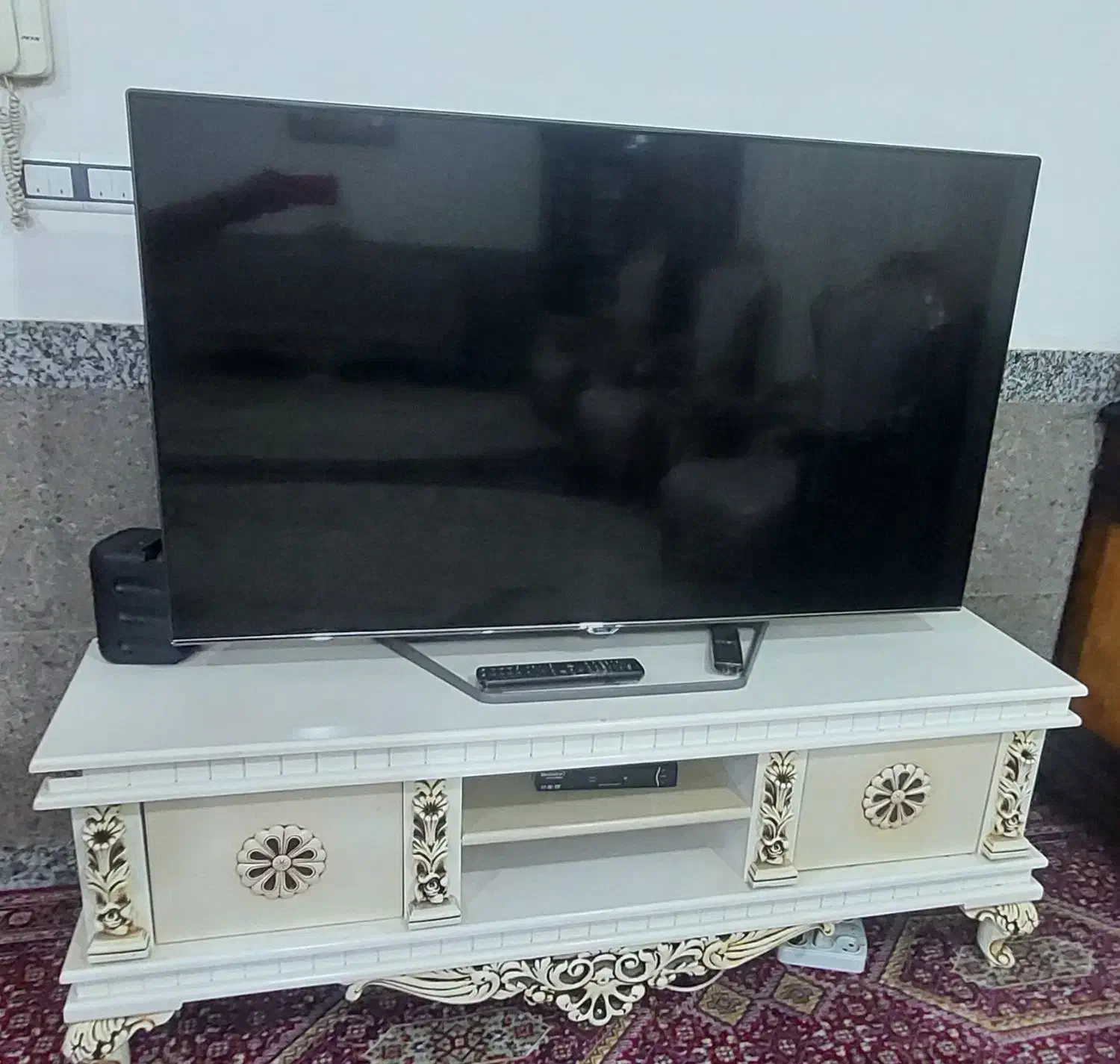 تلویزیون  TCL|تلویزیون و پروژکتور|قروه, |دیوار