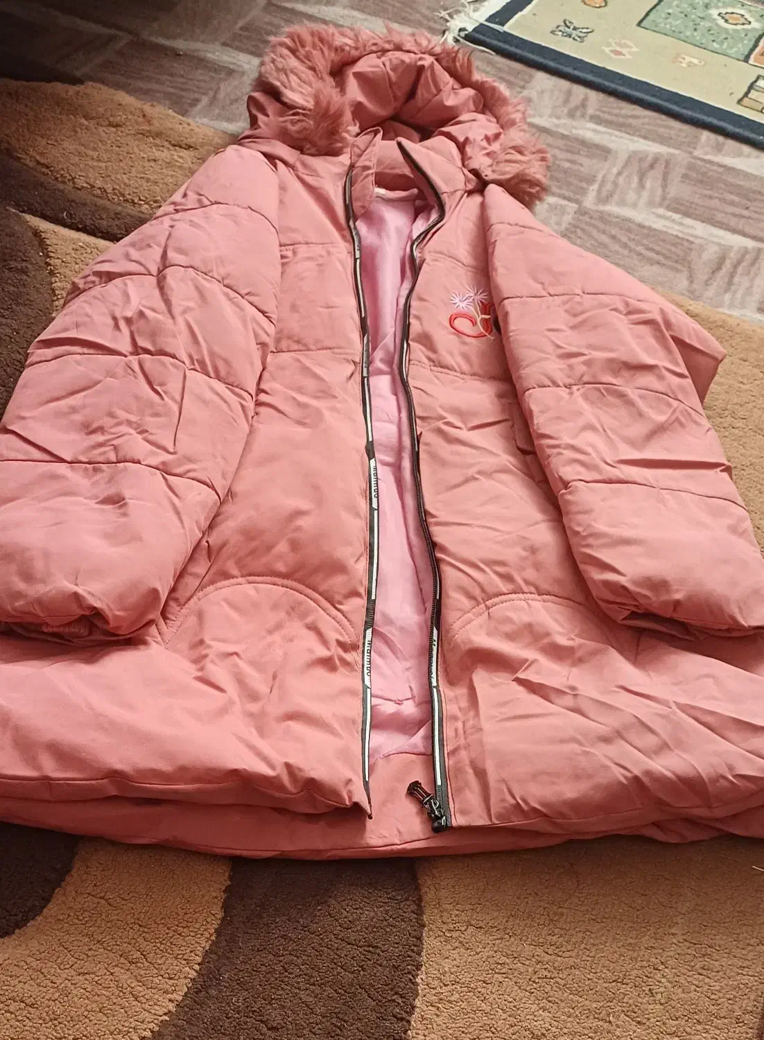 کاپشن دخترانه کاملا سالم و مرتب تا ۱۰ سال|لباس|شیروان (خراسان), |دیوار