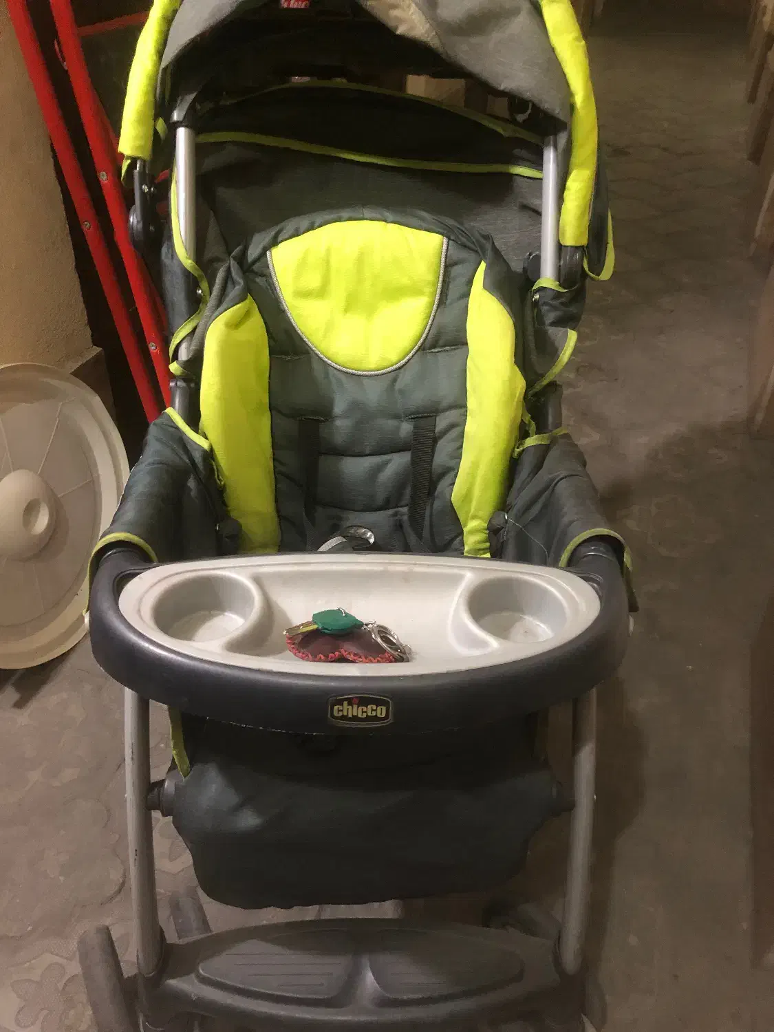 کالسکه چیکو و صندلی غذا خارجی|اسباب و اثاث بچه|تهران, کوی بیمه|دیوار