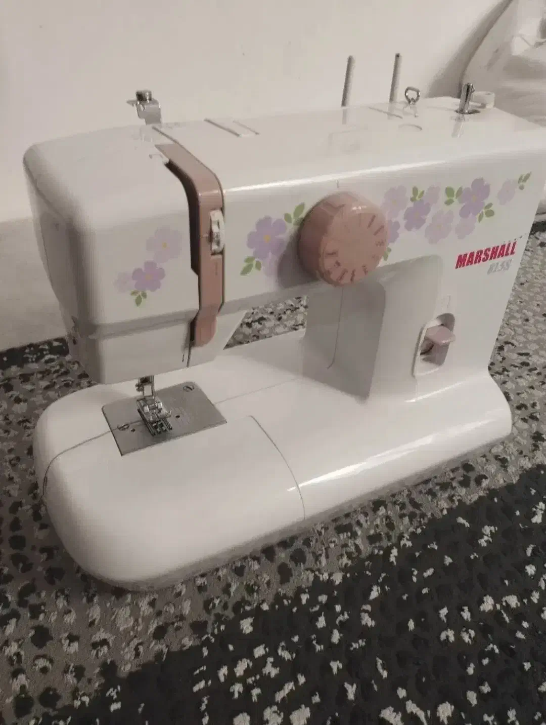 چرخ خیاطی مارشال|چرخ خیاطی و ریسندگی|رباطکریم, شترخوار|دیوار