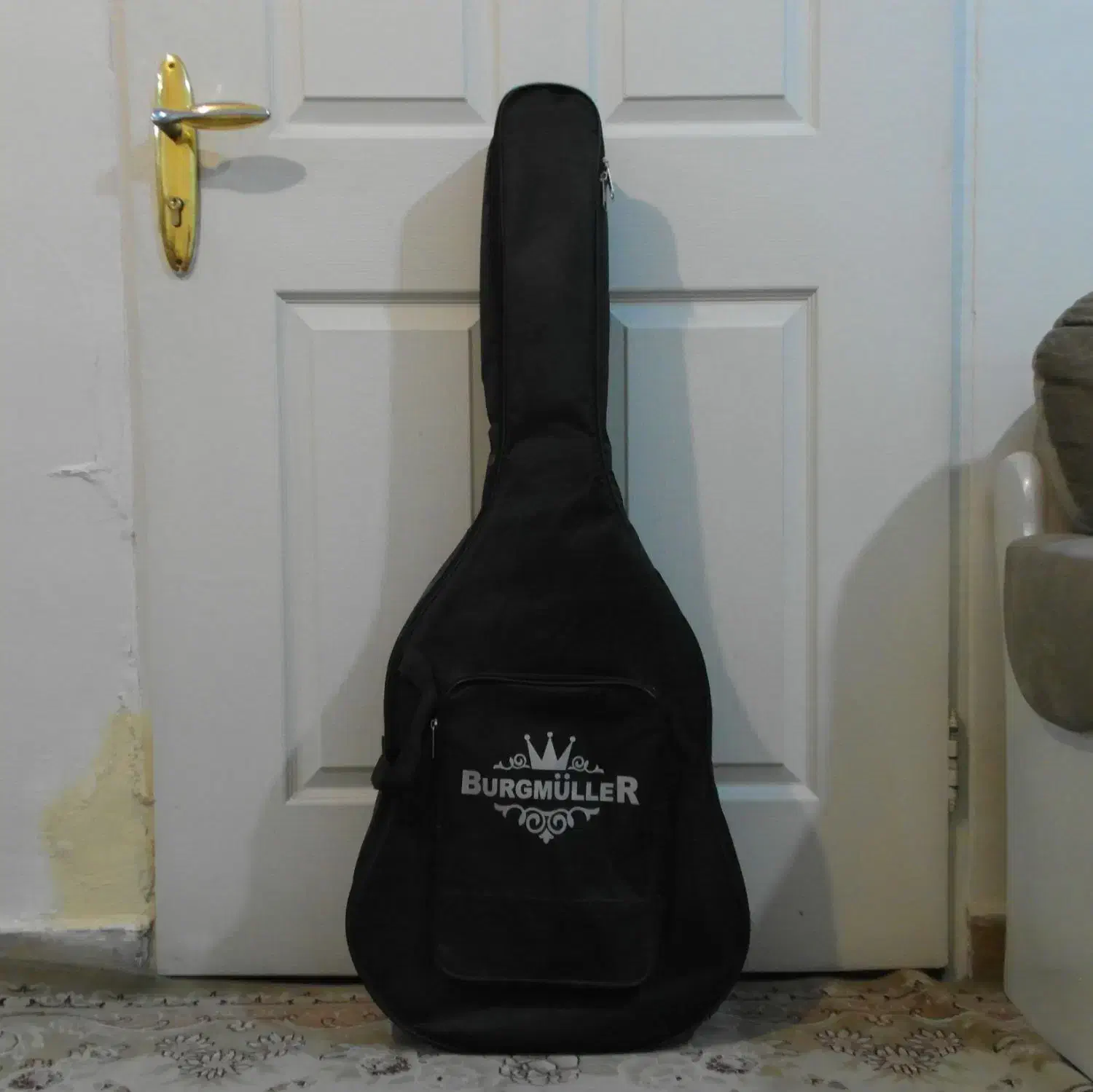 گیتار کلاسیک دیاموند شیپ کاتوی پیکاپ دار|گیتار، بیس، امپلیفایر|تهران, پرستار|دیوار