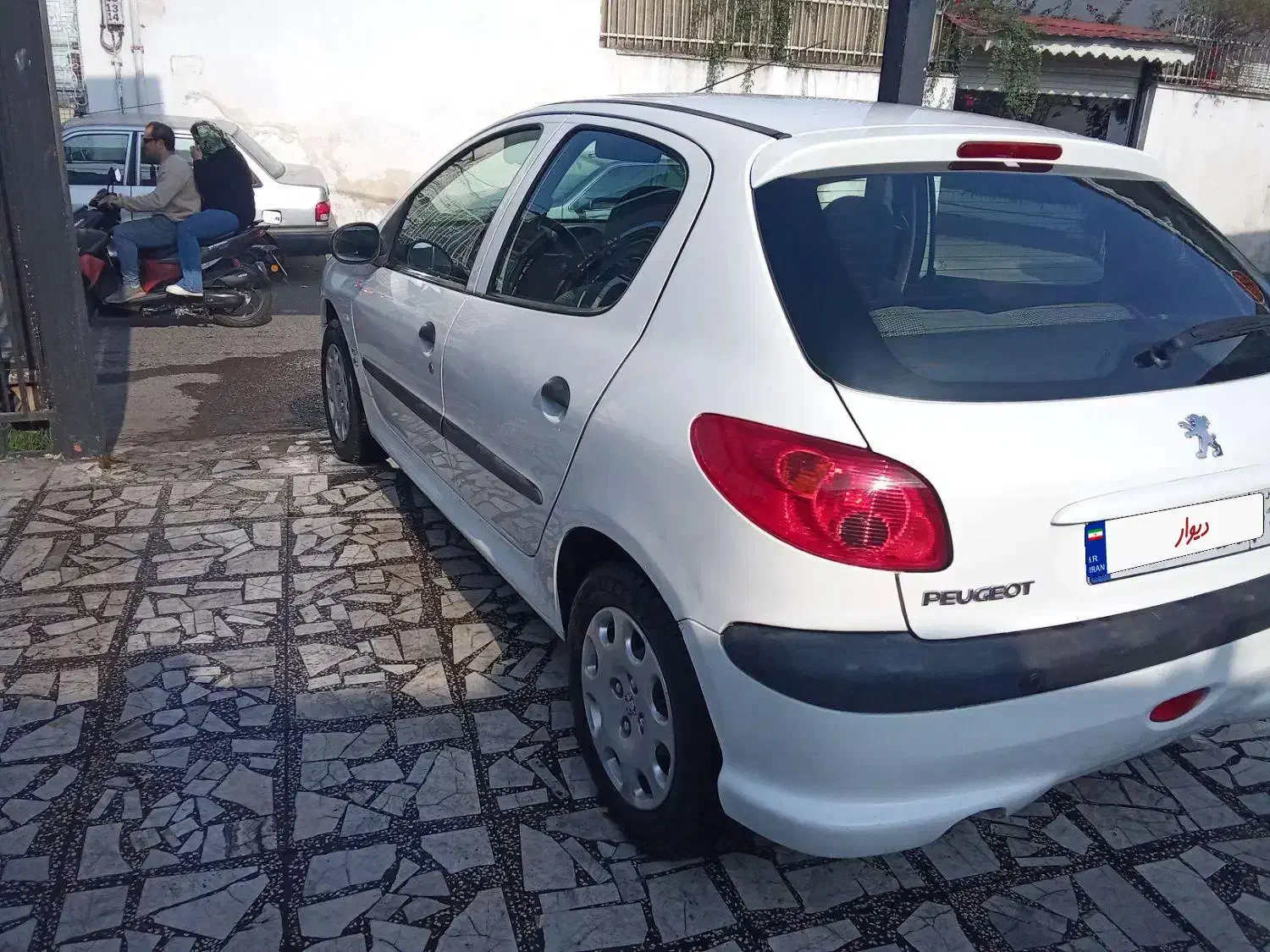 ۲۰۶ مدل ۱۳۹۵بی رنگ|خودرو سواری و وانت|رشت, کاکتوس|دیوار