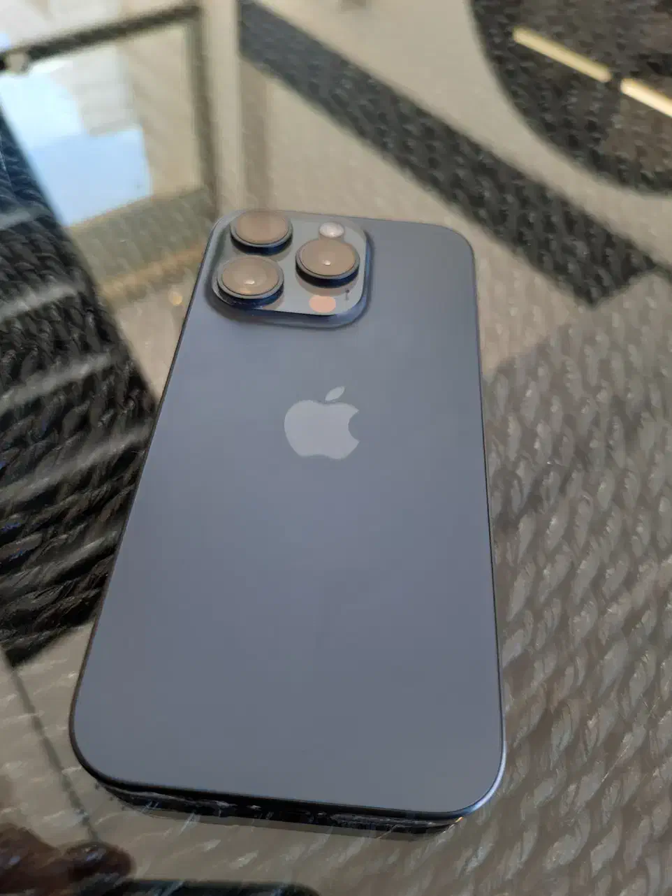 iPhone 15 pro|موبایل|صدرا-فارس, فاز ۱|دیوار