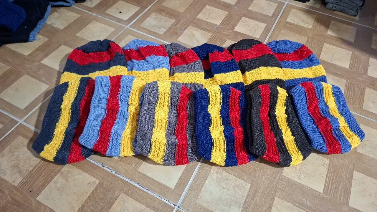 تولیدی عمده شال کلاه و هدبند|کیف، کفش، کمربند|احمدآبادمستوفی, |دیوار