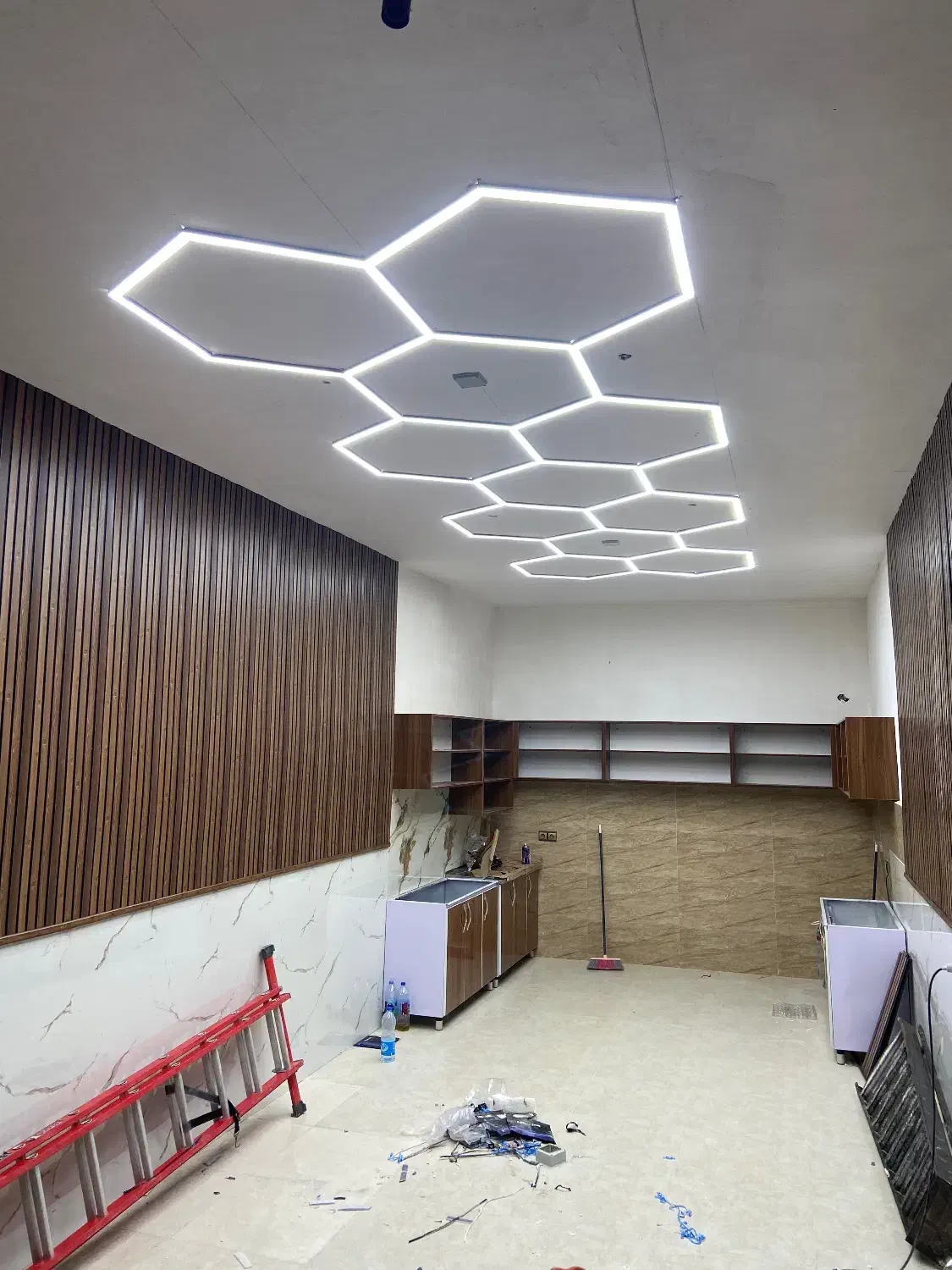 تولیدی لاین نوری همراه با منتاژ نصب|خدمات پیشه و مهارت|آمل, |دیوار