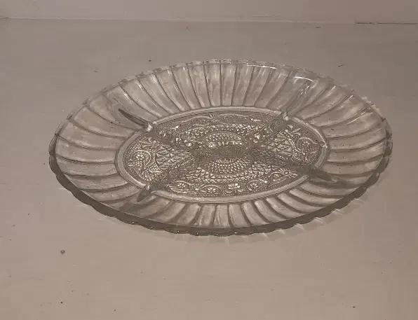 تعدادی ظروف و پرده|ظروف سرو و پذیرایی|رشت, حاجی آباد|دیوار