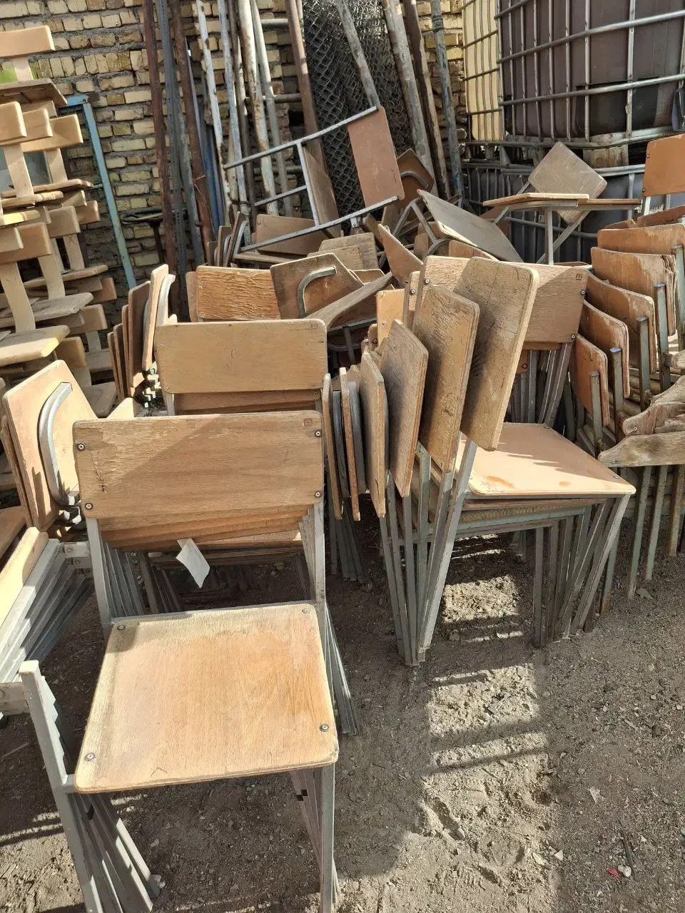 صندلی چوبی تکی و چهار نفره|دفتر کار|زنجان, |دیوار