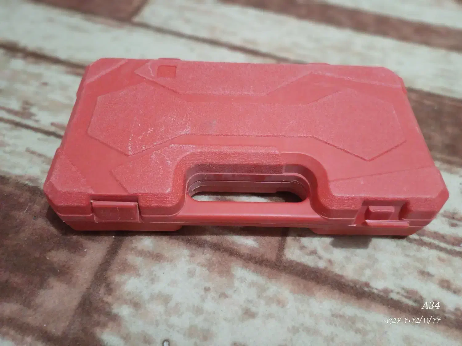 میخکوب نو هستش چون نیاز ندارم میفروشم|ابزارآلات|تایباد, |دیوار