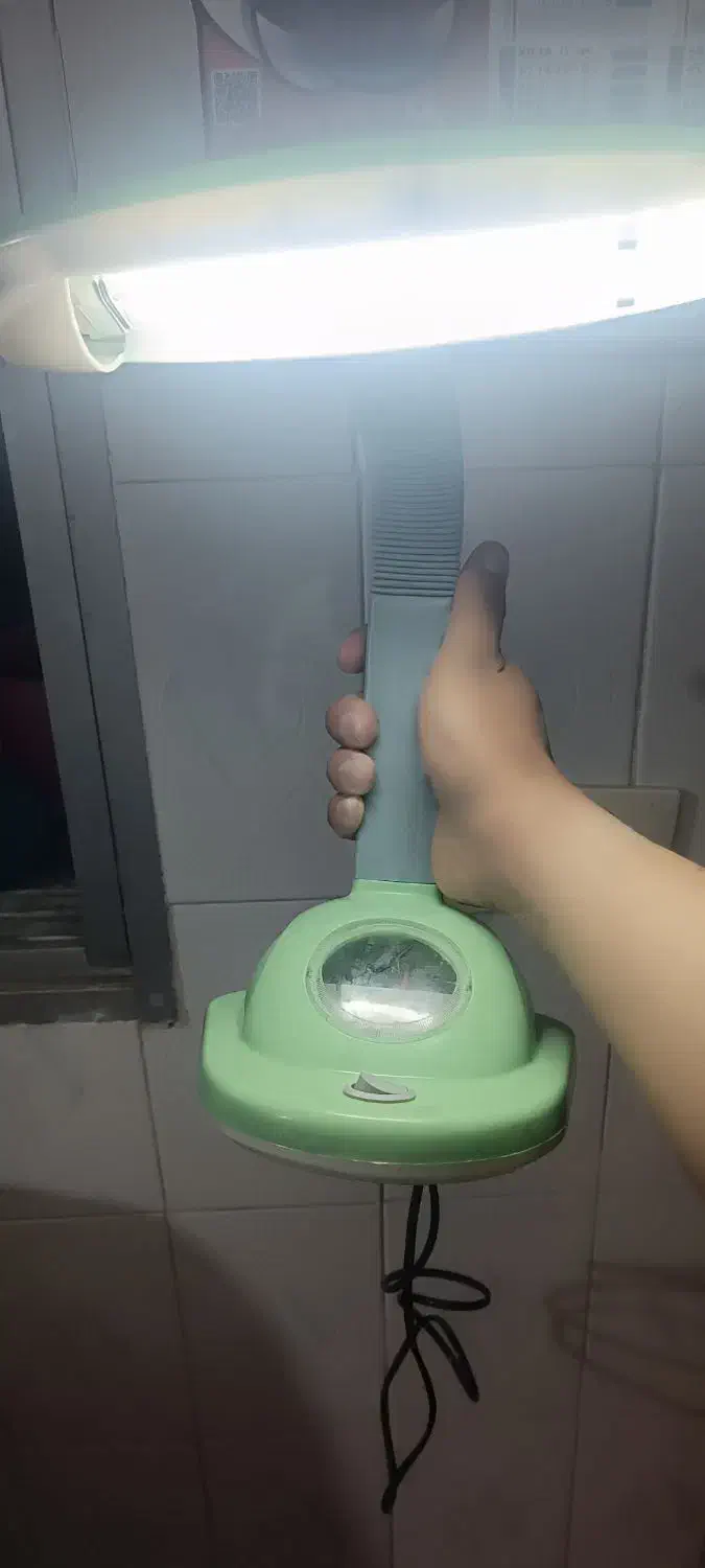 چراغ مطالعه|لوازم التحریر|شاهین‌شهر, خانه کارگر|دیوار