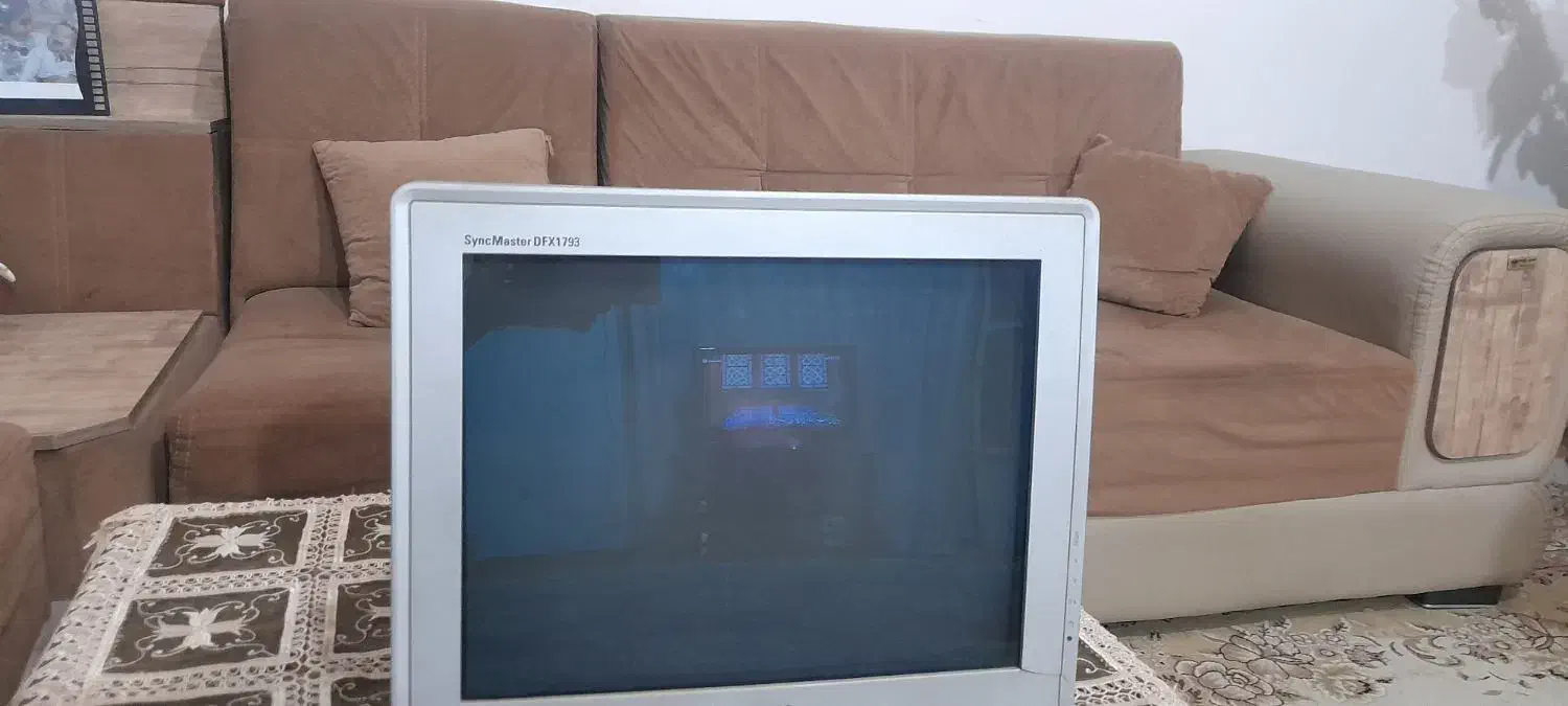 مانیتور|قطعات و لوازم جانبی رایانه|اسلام‌شهر, شهرک طالقانی|دیوار