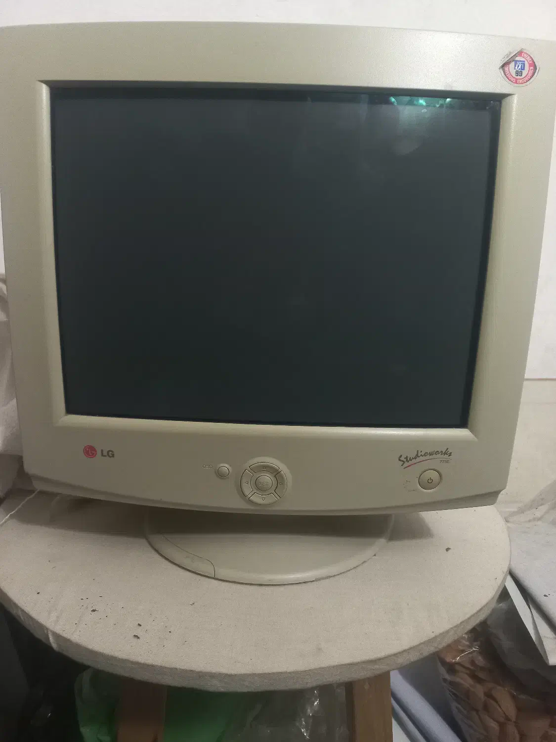 مانتیور 17 اینچ|قطعات و لوازم جانبی رایانه|ساری, |دیوار